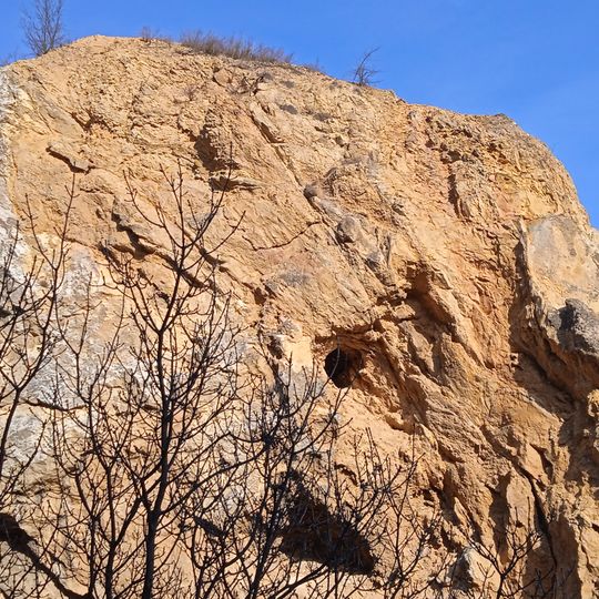 No 7 Cave of Róka-hegyi quarry