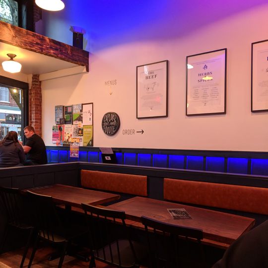 Bo & Vine Burger Bar