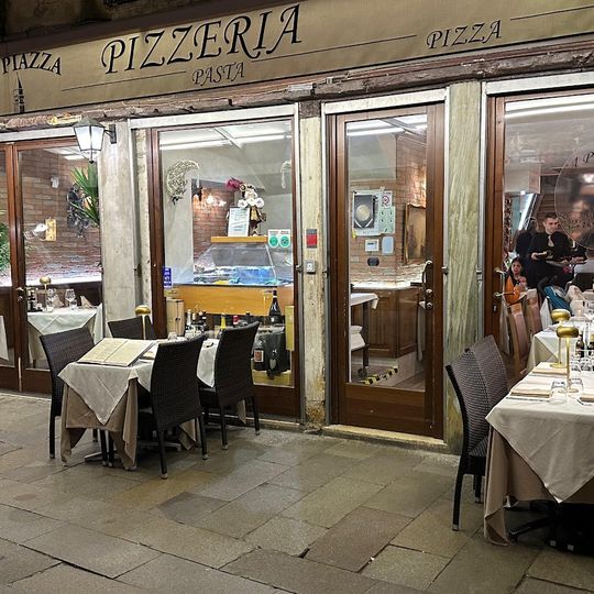 Ristorante La Piazza