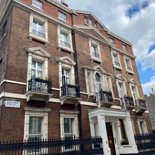 8, South Audley Street W1