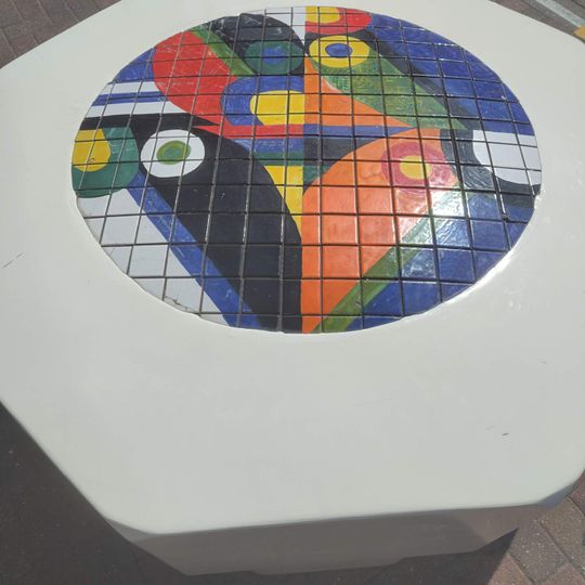 Obra de arte, baldosa