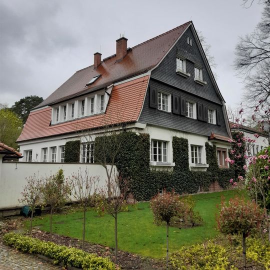 Haus Hengstbachanlage 10