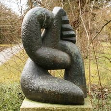 Femme accroupie (le torse)