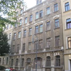 Mietshaus in geschlossener Bebauung Zietenstraße 77