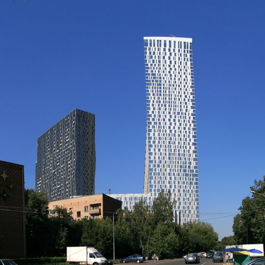 House on Mosfilmovskaya