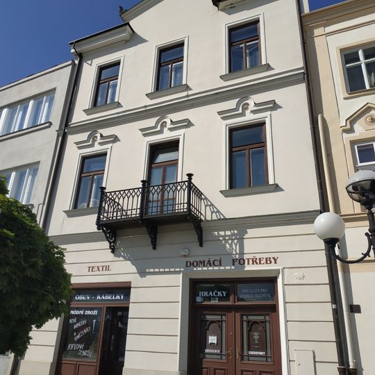 Sigmund Freud square 30