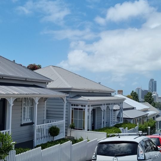 Renall Street Historic Area