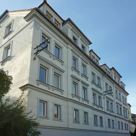 Doppelmietshaus Am Röhrbrunnen 1; 2