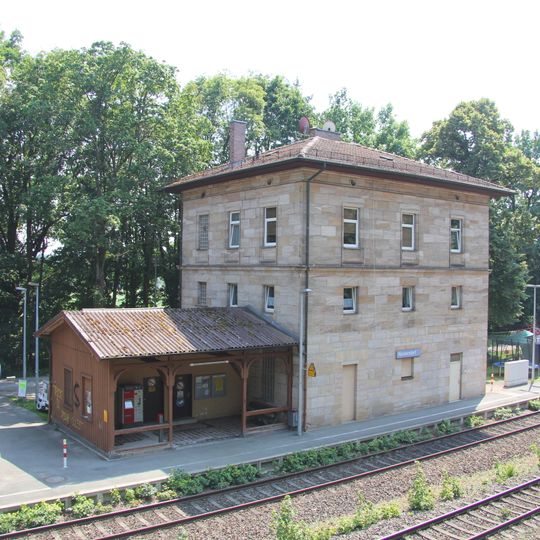 Station building at Rückersdorf station