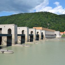 Jochenstein power station