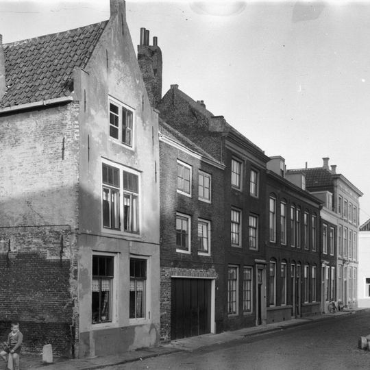 Oostkerkplein 9, Middelburg