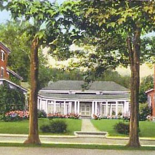 Woodman Institute Museum