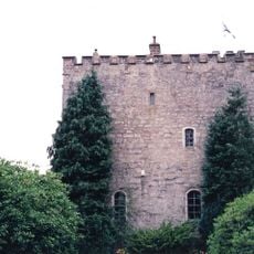 Closeburn Castle