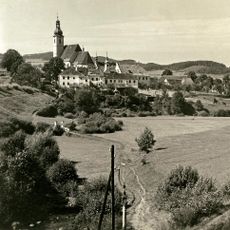 Boží muka Růžencové cesty u Polečnice