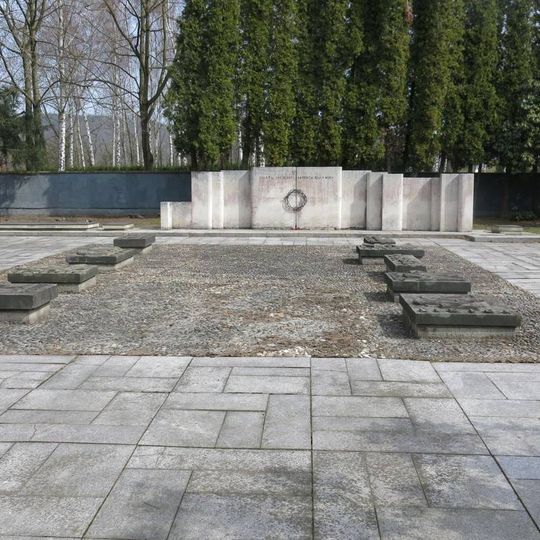 Památník obětí 2. světové války na vojenském hřbitově v Ruprechticích