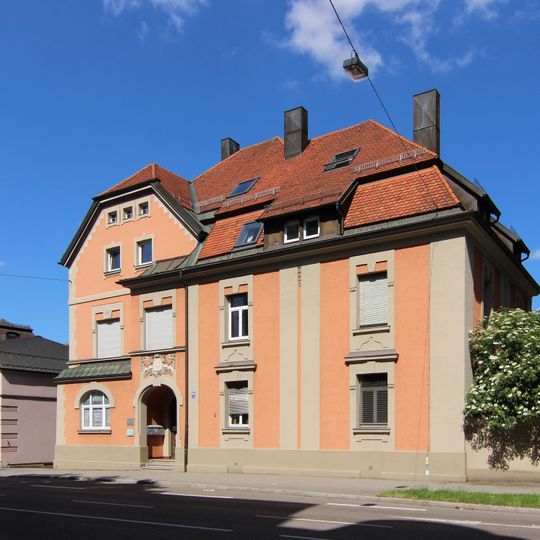 Ehemaliges Büro- und Wohngebäude