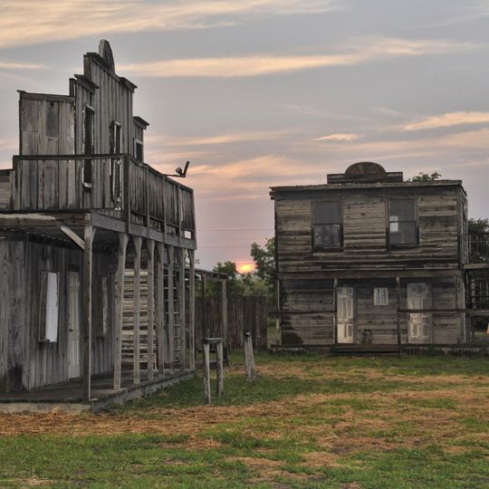 J Lorraine, Texas Ghost Town