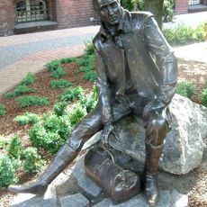 Pomnik Karola Marcinkowskiego w Poznaniu (I LO)