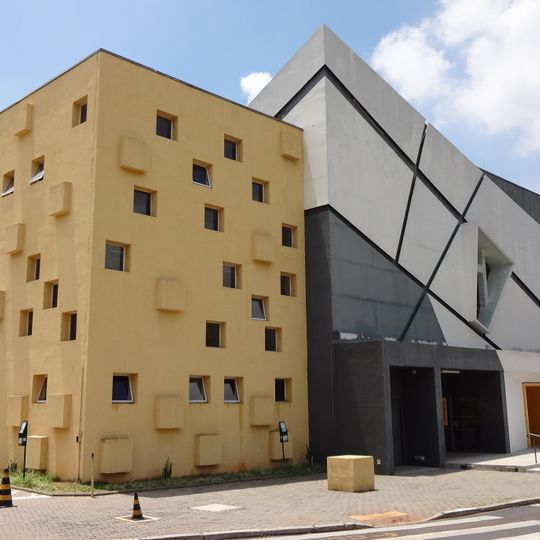 Teatro Municipal José de Castro Mendes