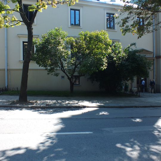 Szkoła przygotowawcza i seminarium, następnie gimnazjum im. S. Żeromskiego, obecnie dom