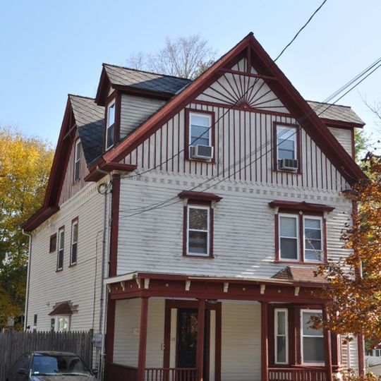 House at 118 Greenwood Street