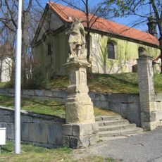 Socha svatého Víta před kostelem v Předměřicích nad Jizerou