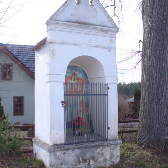 Výklenková kaple v Hradcích