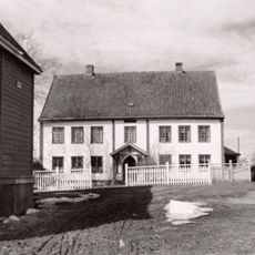 Balke østre, østre balke, kirke-balke