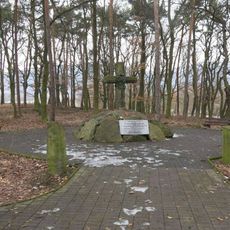 Pomník padlým v bitvě 1813 na společném hrobě u Přestanova