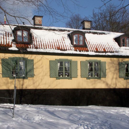 Huvudsta gamla slott