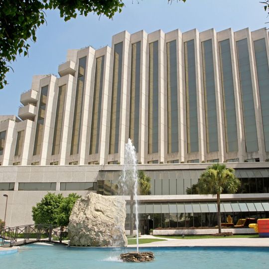 MS Milenium Monterrey, Curio Collection by Hilton