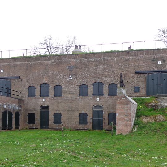 Batterij onder Poederoijen: kazerne
