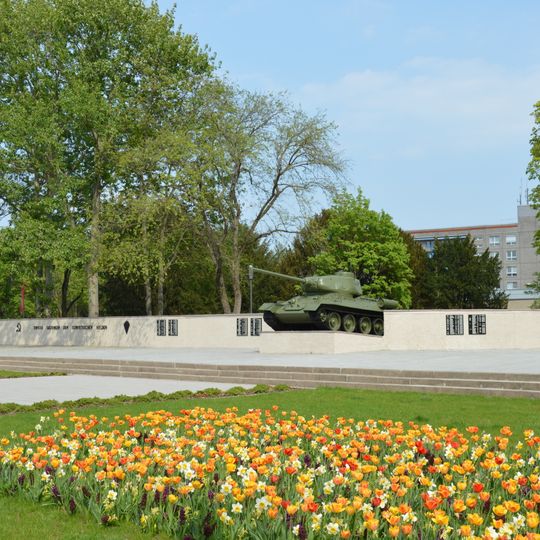 Sowjetischer Ehrenfriedhof