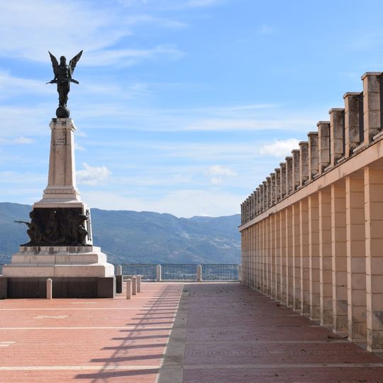 Monumento ai caduti delle Guerre mondiali