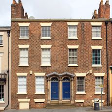 93 And 95, Mount Pleasant