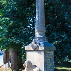 Dvory - pomník padlých