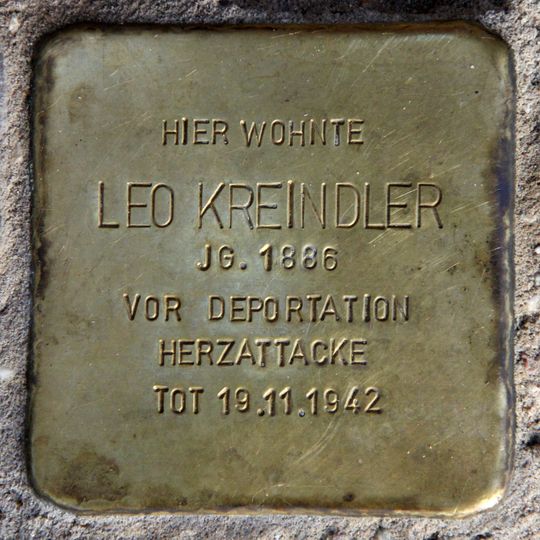 Stolperstein en memoria de Leo Kreindler