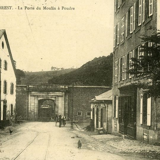 Porte du Moulin à Poudre