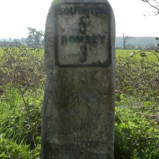 Milestone 150 Metres North Of Roundabout On End Of M271