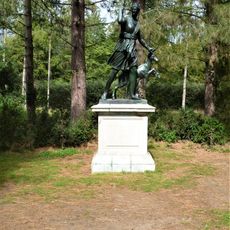 Figure Of Versailles Diana, Emperors Walk, At Anglesey Abbey