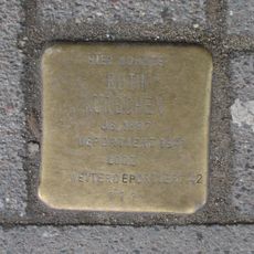 Stolperstein en memoria de Ruth Körbchen