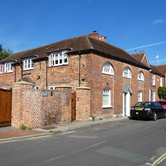 18 And 18A, South Street