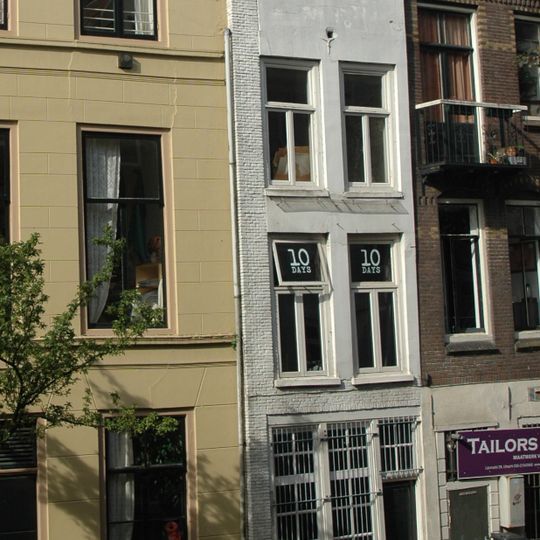 Pand, waarvan de achtergevel met arkaden waardevolle kenmerken vertoont voor het uiterlijk aspect ter plaatse