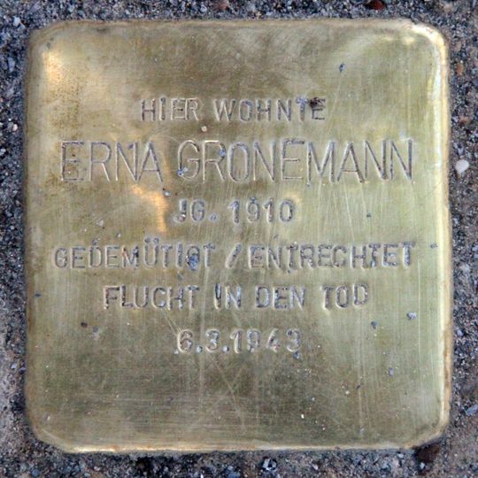 Stolperstein en memoria de Erna Gronemann