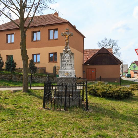 Kříž v Ptáčově