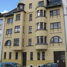 Mietshaus in geschlossener Bebauung Dittesstraße 12