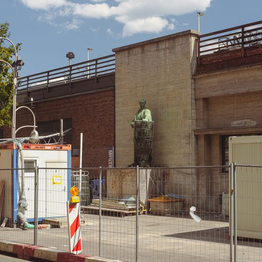 Gefallenendenkmal des Reserve- und Landwehr-Offizierskorps