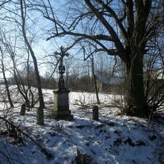 Kříž západně od Borovan