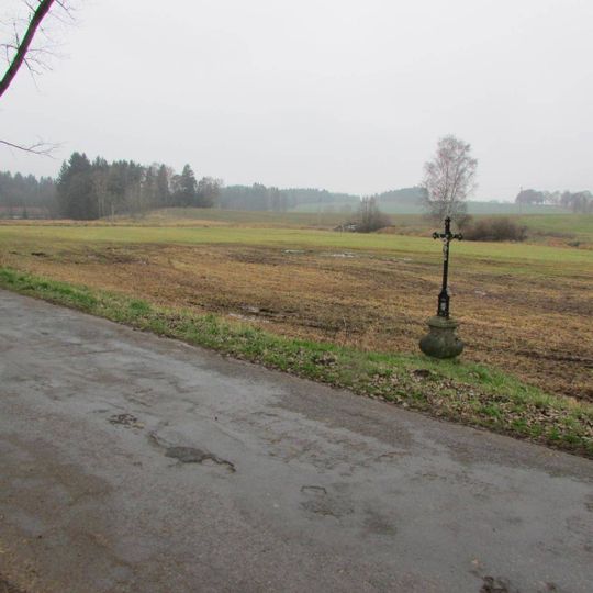 Kříž na okraji Ctiboře směrem na Jakubín