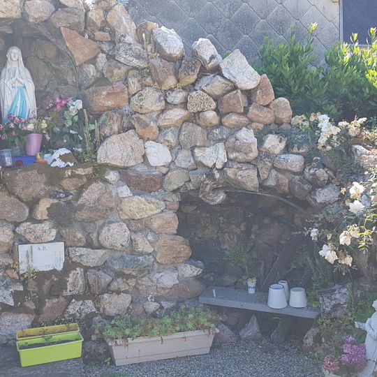 Vierge de la grotte de la Jumelière